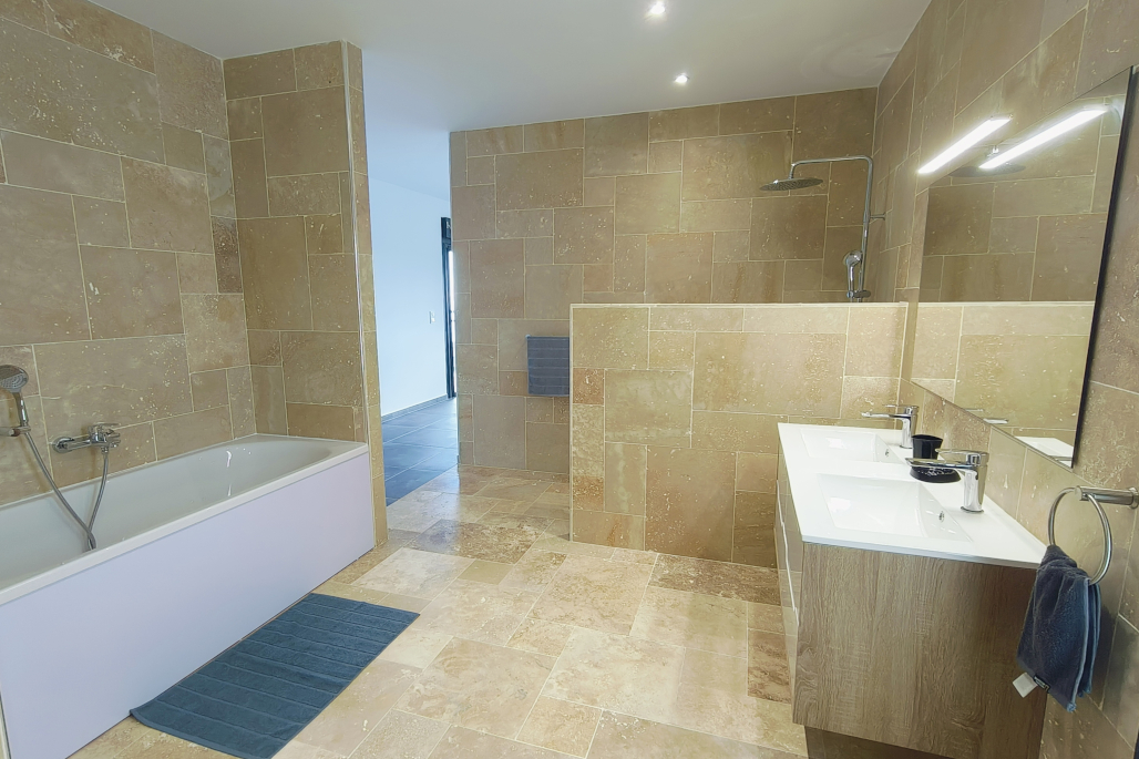 photo n°10 LES EMERAUDES DU GUILLAUME - Villa l'Oiseau de Paradis